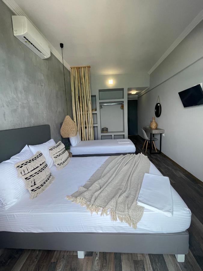 Xenios Hotel เปฟโกโฮรี ภายนอก รูปภาพ